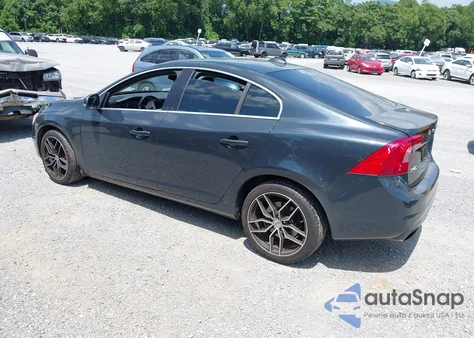 2014 Volvo S60 T5 from USA, damaged, VIN YV1612FS5E2276613